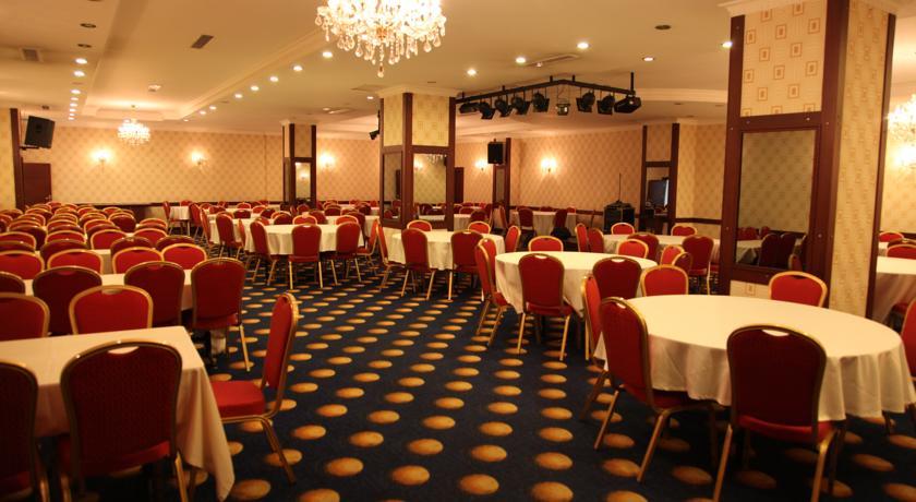 9 On 4* Provincia di Istanbul