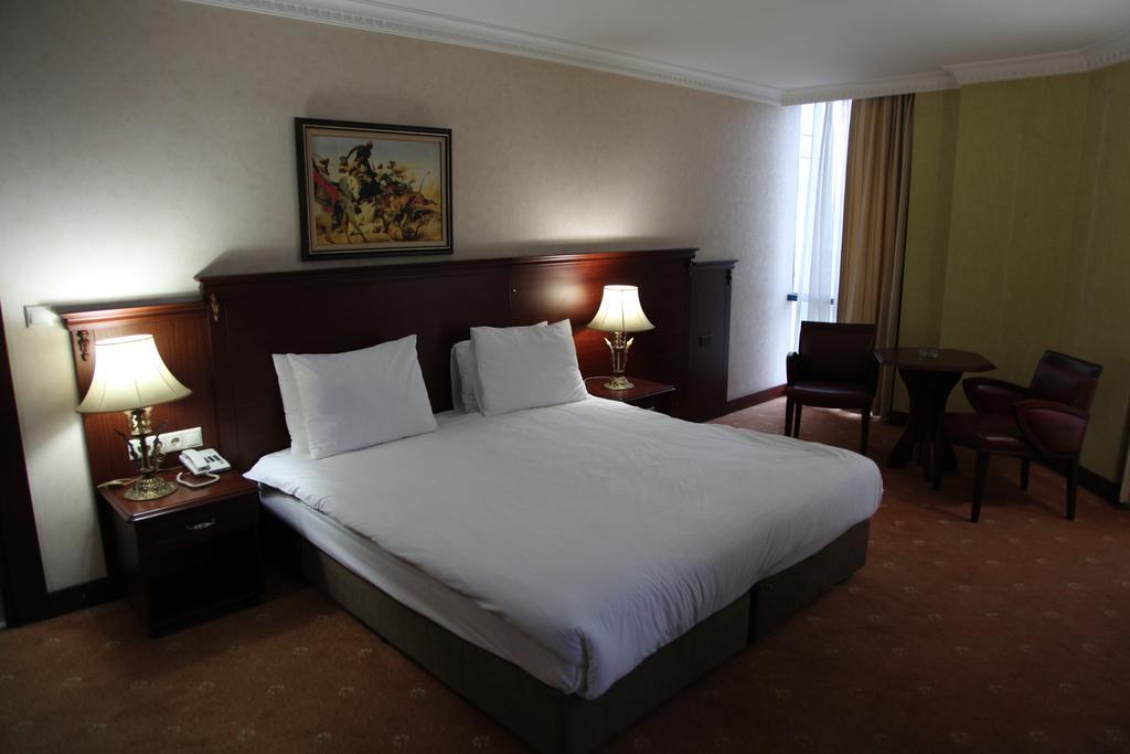 Hotel 9 On 4*